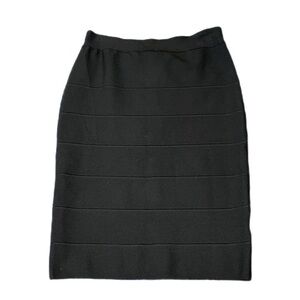 Romeo & Juliet Couture Black Skirt Size Large